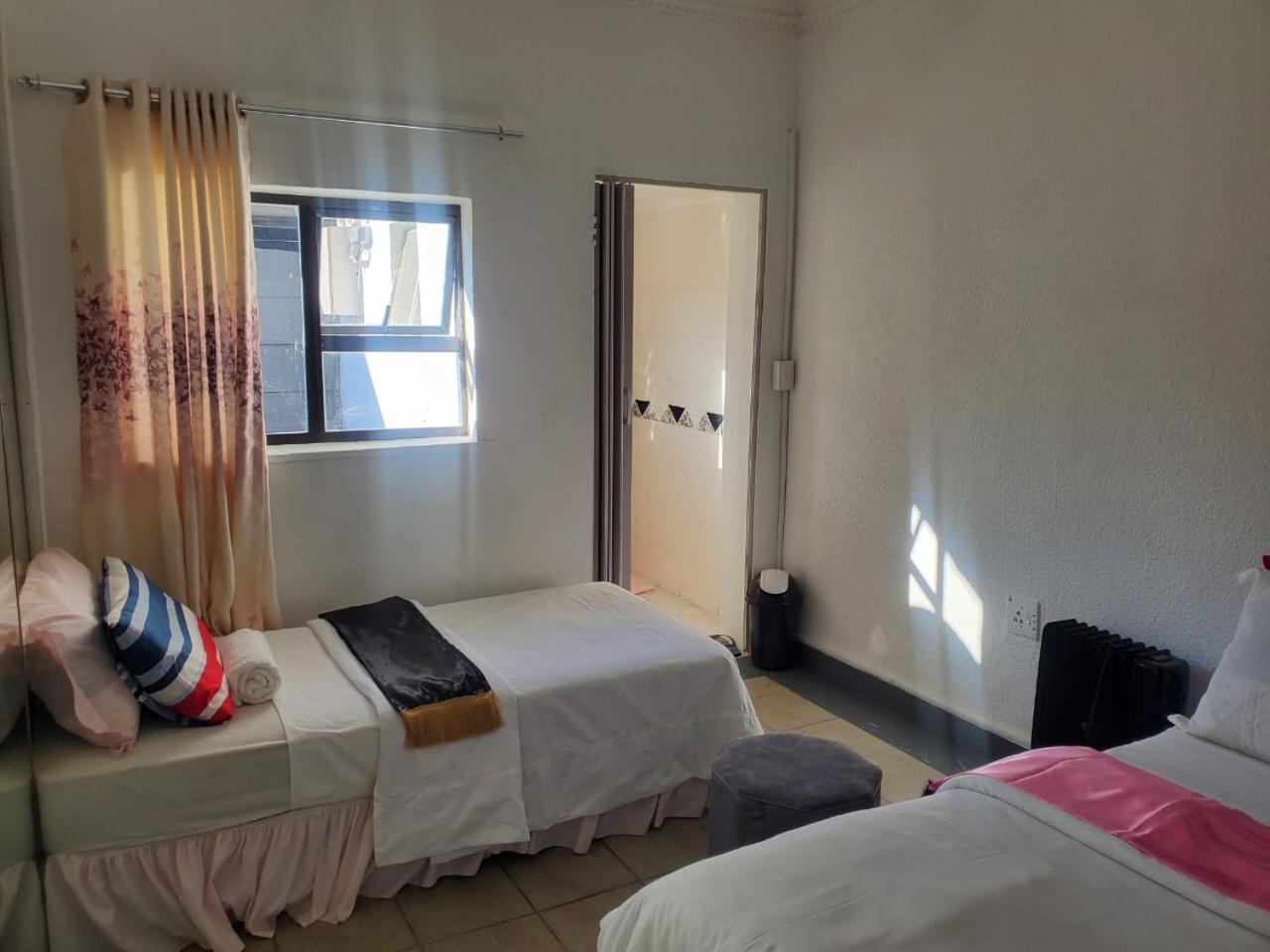 Lancaster Guest House Boksburg Dış mekan fotoğraf